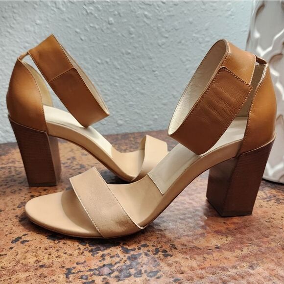 Chloe Sz. 9.5 Stacked-Heel Ankle-Wrap Sandal in Teak/Apricot Quite Luxury - Picture 8 of 17